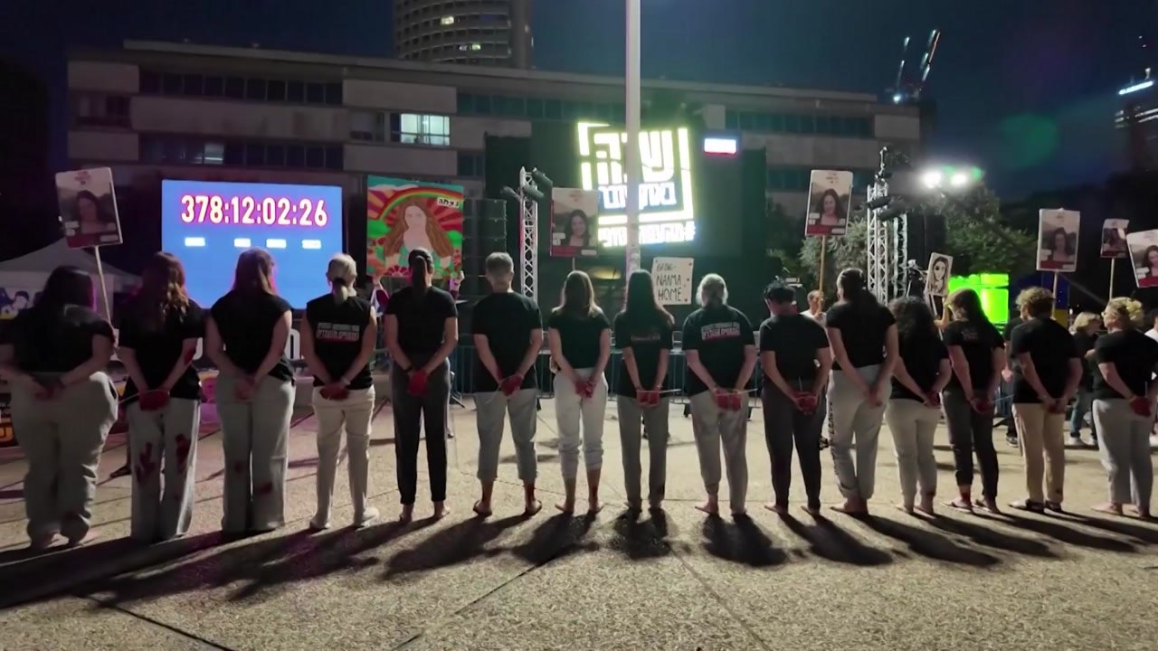 이스라엘서 대규모 시위...휴전·인질석방 협상 촉구 / YTN