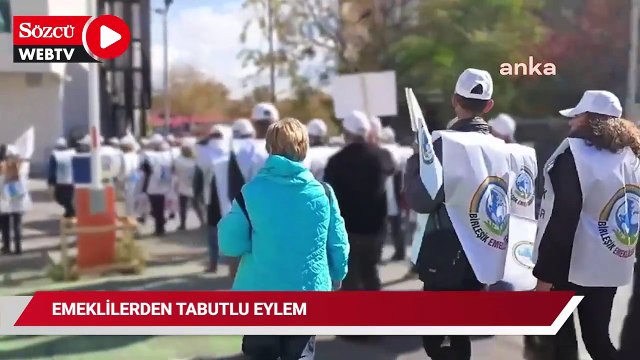 Emeklilerden tabutlu eylem