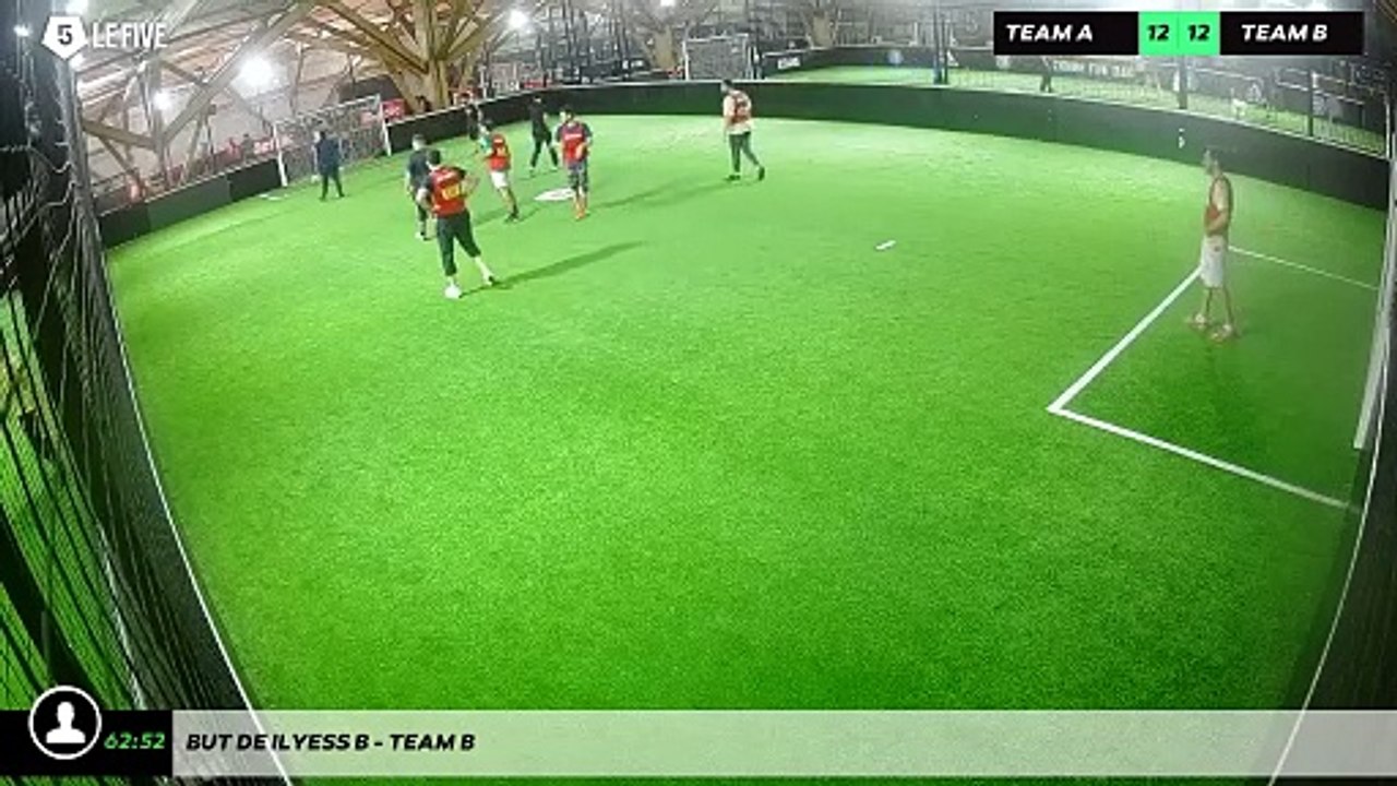 But de Ilyess B - Team B