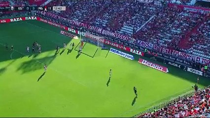 Estudiantes 1 vs Instituto 0 en el inicio del partido