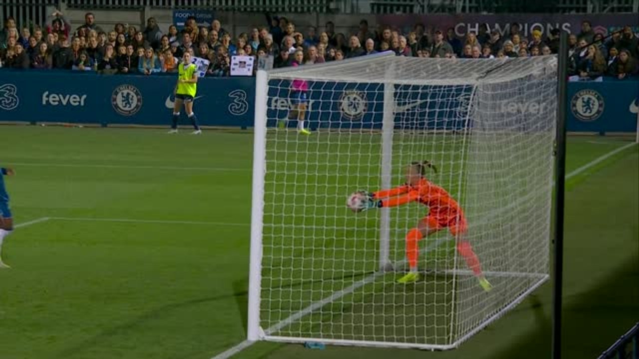 Chelsea continue perfect start to WSL season