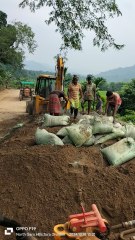 keise kam kar raha hai raste mey