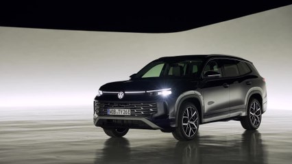 The all-new Volkswagen Tayron Exterior Design in Ultra Violet