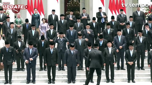Usai Pelantikan Kabinet Merah Putih Foto Bersama di Istana Merdeka