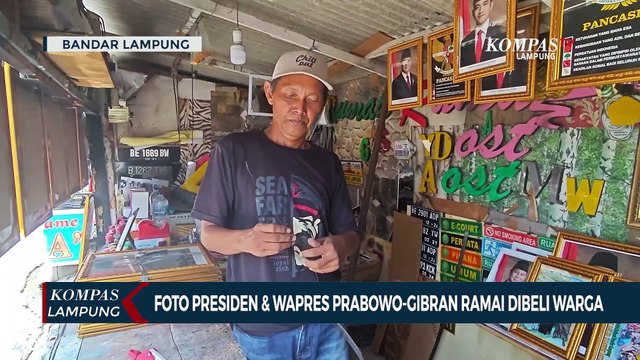 Foto Presiden & Wapres Prabowo-Gibran Ramai Dibeli Warga