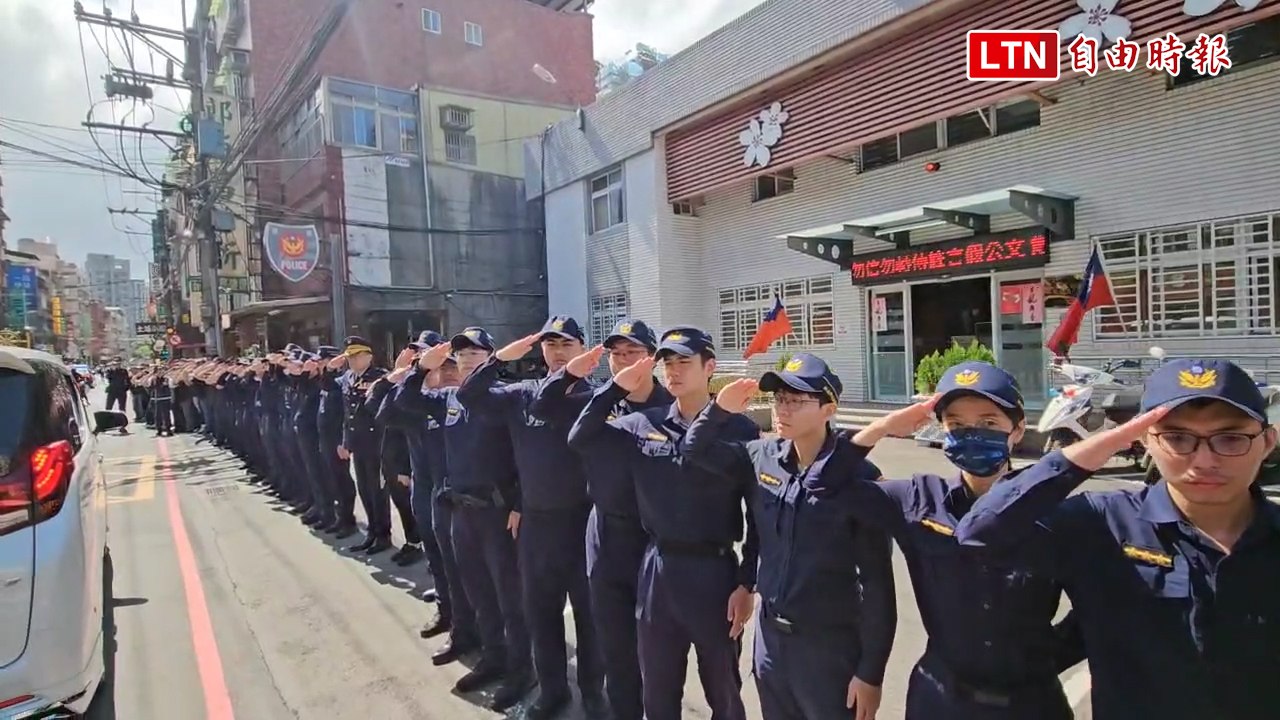 新北殉職所長移靈返派出所 「一路好走」喊聲中充滿不捨