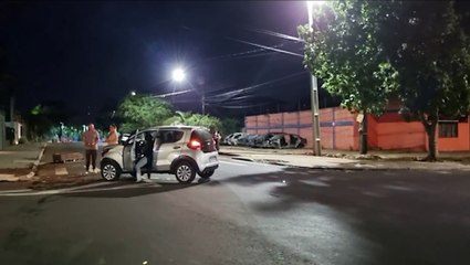 Mobi e Sandero se envolvem em colisão no Bairro Maria Luiza