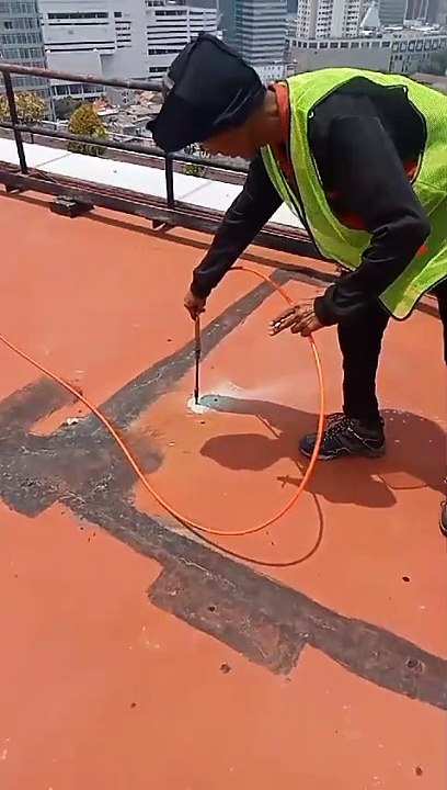 Cara Mengatasi Dak Beton Rumah Yang Bocor dan Rembes Menggunakan Cairan Anti Bocor Asphalt Emulsion