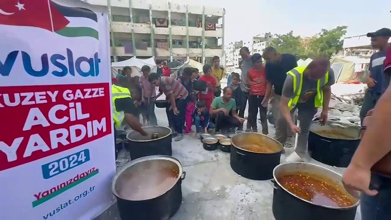 Gazze Sıcak Yemek Dağıtımı l Vuslat Derneği 2024