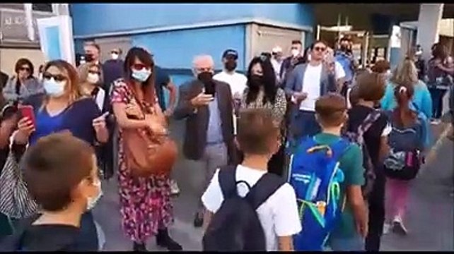 Primo giorno di scuola, gli studenti abruzzesi tornano in classe
