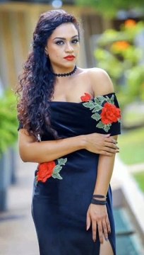 Madhavee Wathsala Anthony is a Cute Actress in the Cinema of Sri Lanka Cute Photos of Madhavee