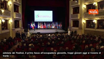 Fedriga: "Dobbiamo dialogare e affrontare insieme a giovani le nuove sfide"