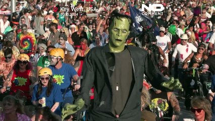 "Zombies" desfilam de bicicleta na cidade norte-americana de Key West