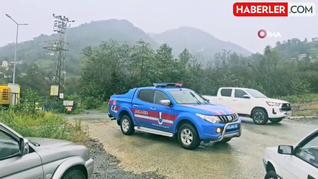 Artvin'de Heyelan Riski Nedeniyle 16 Haneli Mahalle Boşaltıldı