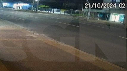 Motorista foge após derrubar radar na Rua Minas Gerais