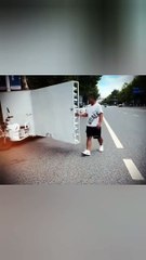 ✨ Ingenious Entrepreneur Turns Bike Loader into Mobile Shop!
