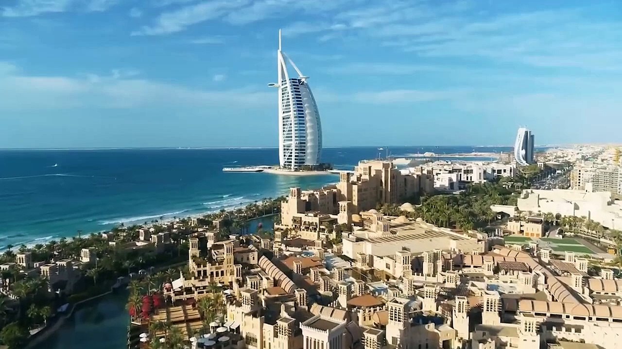 Why the UAE is the Top Business Hub: Unmatched Benefits for Entrepreneurs!