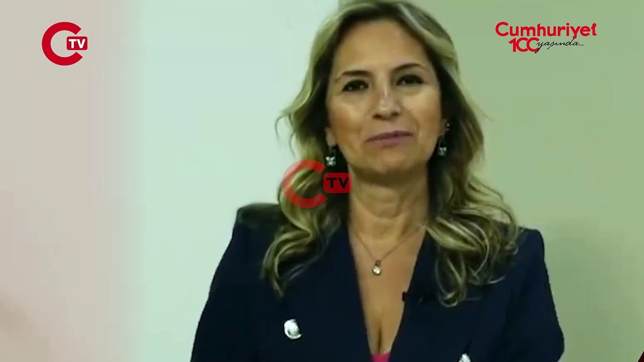 Spikerin Dili Sürçtü, Fethullah Gülen'e Rahmet Okudu