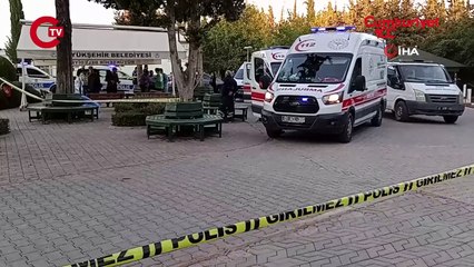 Adana'da mezarlıkta katliam: 3 kadın silahlı saldırıda öldürüldü!