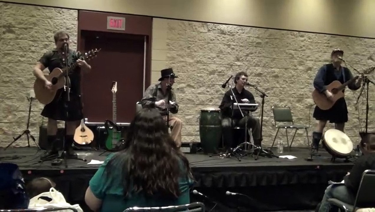 MegaCon 2012: Emerald Rose (5) - Red-Haired Mary