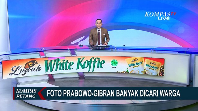 Pelajar SMK di Sragen Pasang Foto Presiden Prabowo dan Wapres Gibran di Kelas