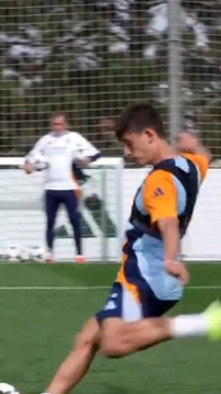 Arda Güler desborda calidad en el entrenamiento