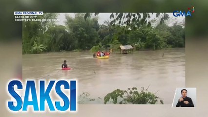 Ilang lugar sa Bacolod, abot-dibdib ang baha; 300 residente, inilikas | Saksi