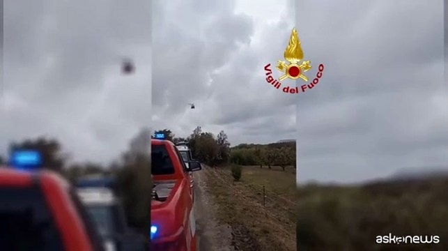 Maltempo in Basilicata, tre persone salvate in elicottero dal fiume
