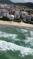 Adolescente se afoga em Praia de Florianópolis e é atendida pelo Arcanjo