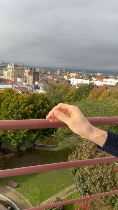 Ca fait peur : les garde corps bougent comme des roseaux !! 
