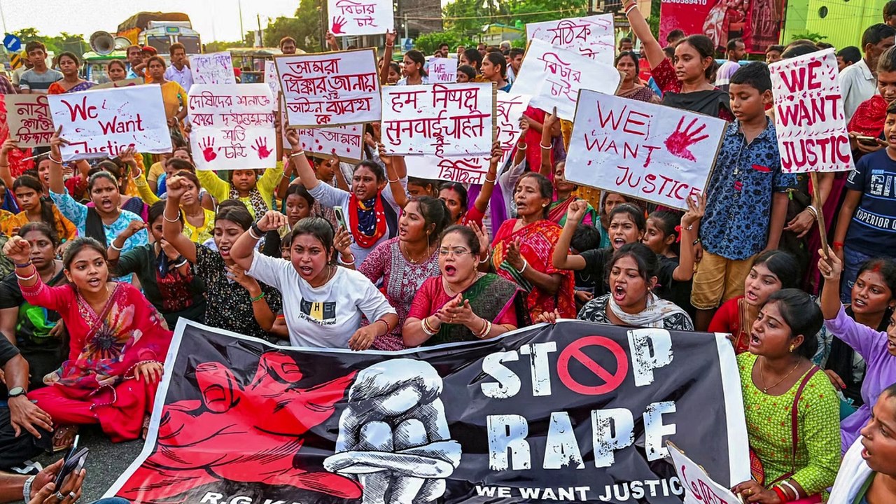 Shreya Ghoshal's song in the RG Kar incident! Netaji Indoor roared in protest  RG KAR PROTEST