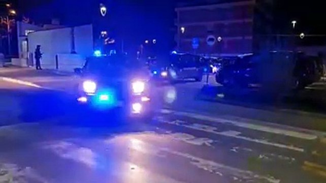 Operazione anti-droga, le pattuglie dei carabinieri entrano in azione all'alba