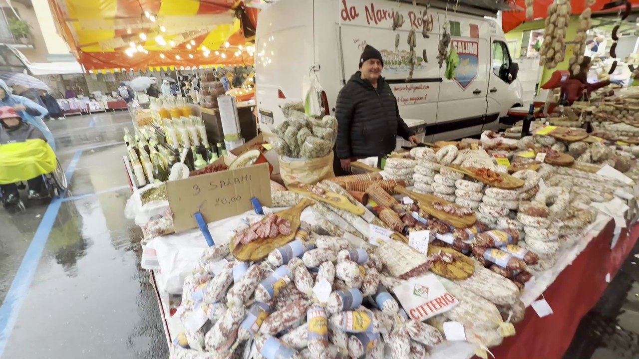 Luino Markt Mitte Oktober 2024