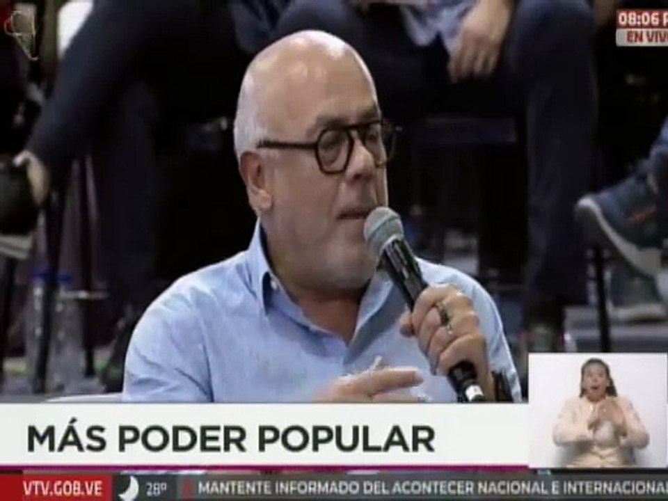 Jorge Rodríguez: Las 8 grandes leyes del Poder Popular están siendo reformadas por el pueblo