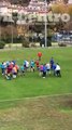 Spinte, calci e pugni tra giocatori: alla fine della partita succede di tutto