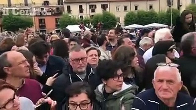 La Madonna che scappa, uno spettacolo a 360 gradi