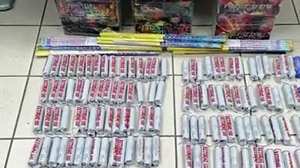 Il blitz della polizia in uno dei depositi sequestrati