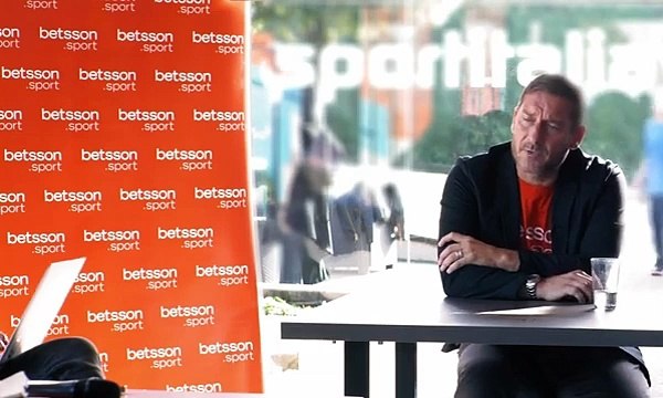Totti e il sogno di un ritorno: Potrei ricominciare a giocare, diversi club di Serie A mi hanno cercato. Un 10 in Italia non c'è