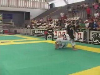 Brasileiro 06 Medium Heavy Romulo Barral vs Demian Maia