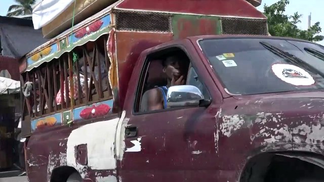 Dos muertos y 5.000 desplazados tras ataques de pandillas en la capital de Haití