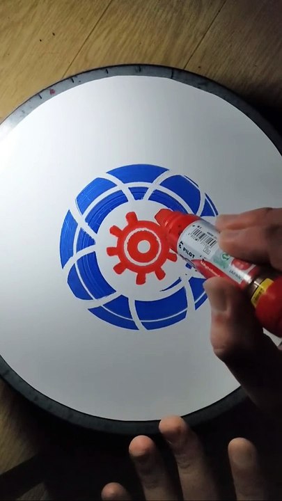 Spin Art with WhiteBoard and Potter