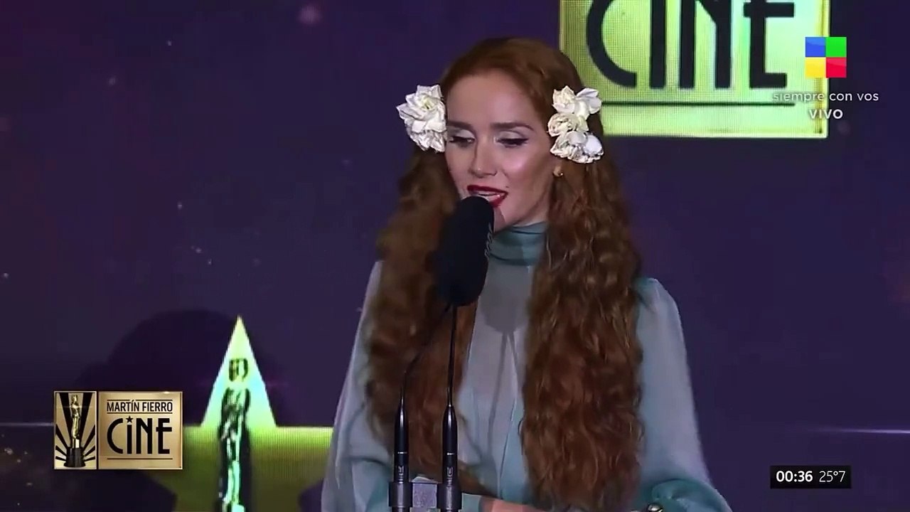 Natalia Oreiro: "Queremos educación, queremos trabajo, queremos salud"