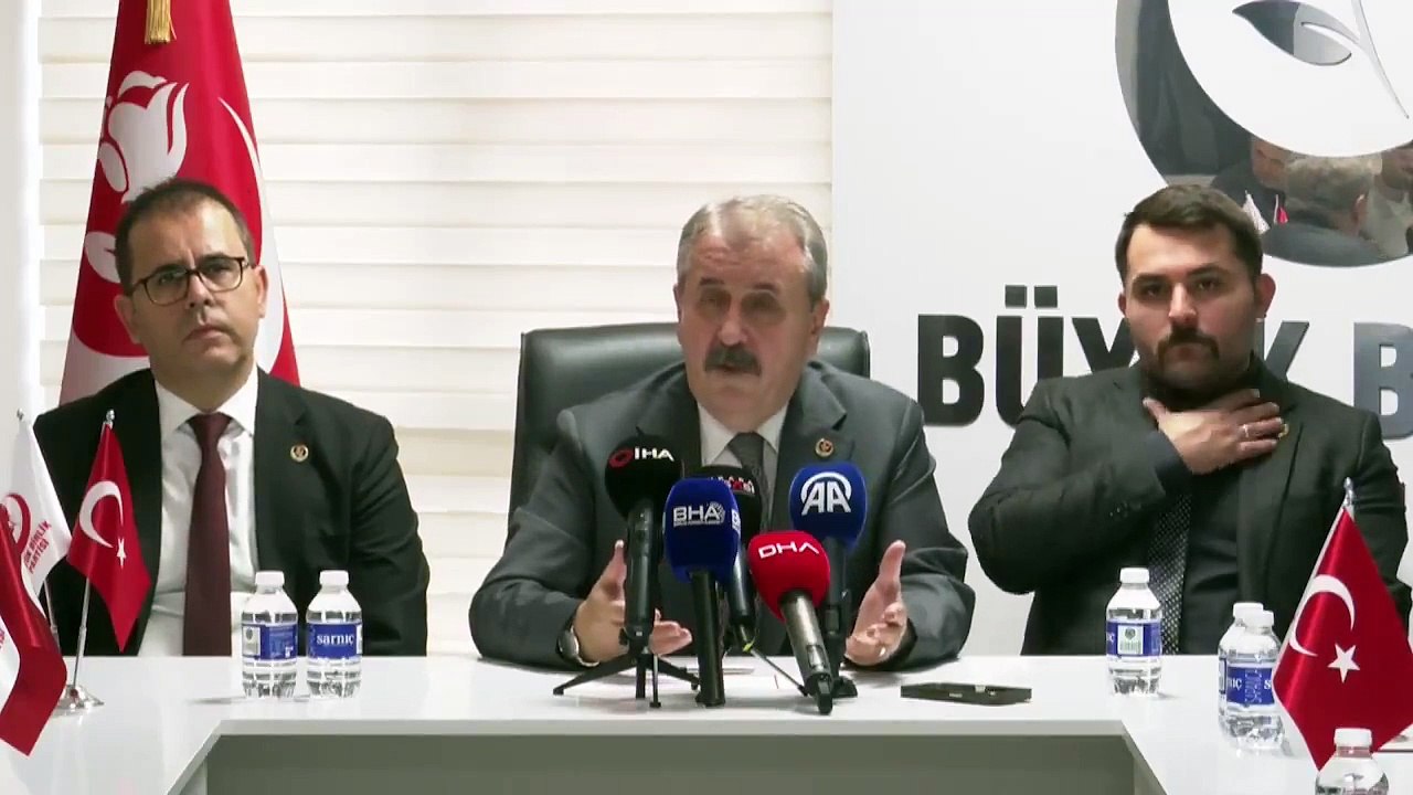 Mustafa Destici'den Apo'nun Meclis'te konuşmasını isteyen ortağı Devlet Bahçeli'ye tepki