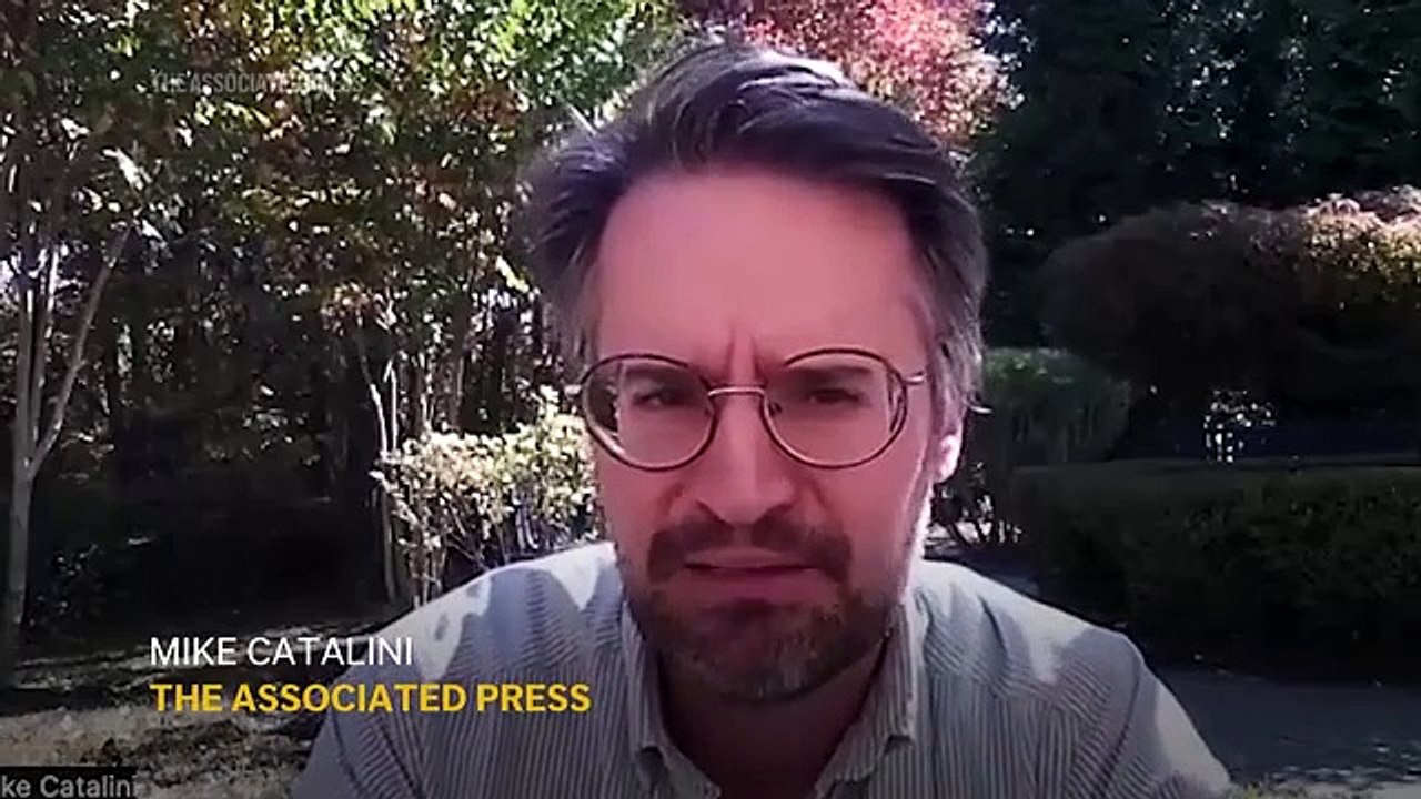 Is Elon Musk's $1 million giveaway for voters to sign petition legal?