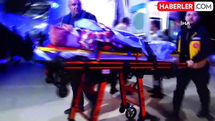 Tarım İşçisi Kadınları Taşıyan Traktörün Römarko Devrildi: 5 Yaralı
