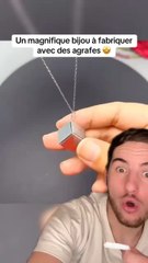 Un magnifique bijou avec des agrafes