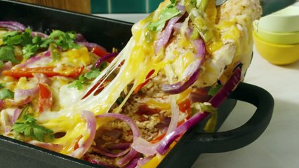 Spicy Chicken Fajita Casserole Is The Perfect Hands-Off Weeknight Dinner