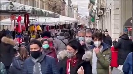 San Berardo a Teramo, la celebrazione in cattedrale e la folla al mercato