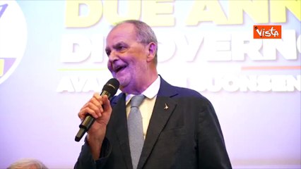 Calderoli: "Nel 2012 mi diedero pochi giorni di vita, sono qui alla faccia dei gufi". E fa le corna