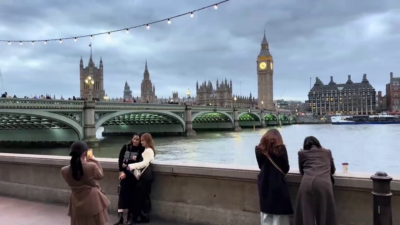 London City Tour 2024 - 4K HDR Virtual Walking Tour around the City - London Winter Walk 2024